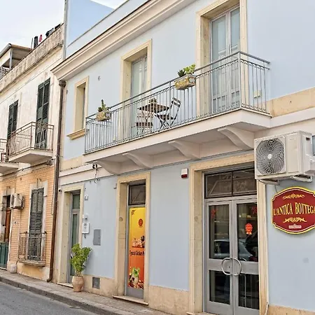 Labriola House *