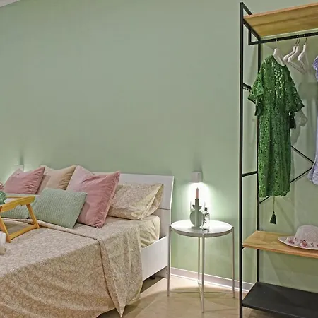 Holiday home Labriola House